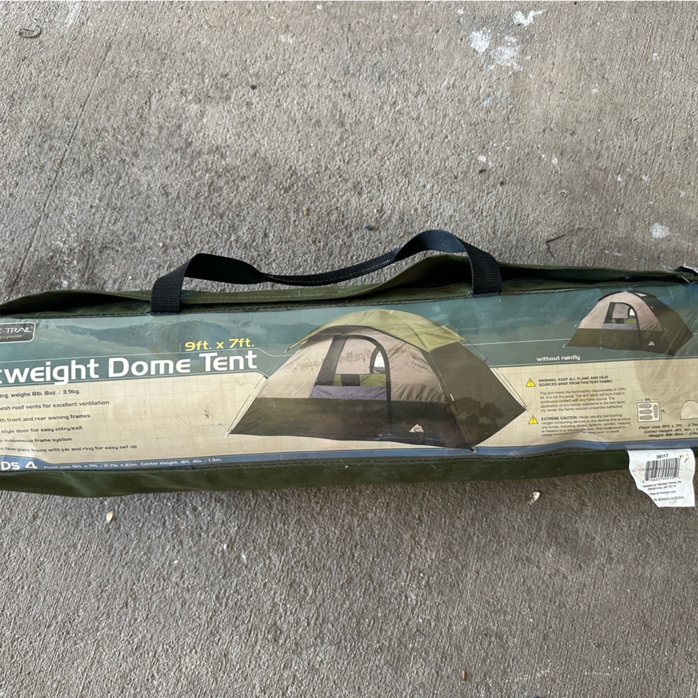 Green Dome Tent with Carrying Case